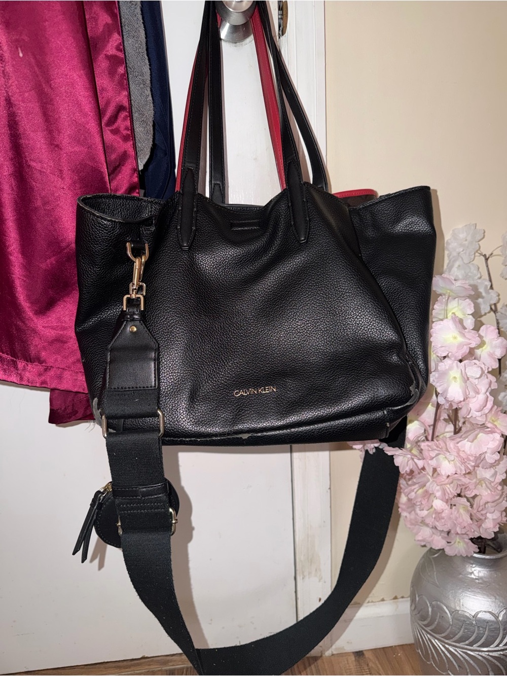 Calvin Klein Black Leather Shoulder Tote with Detachable Strap